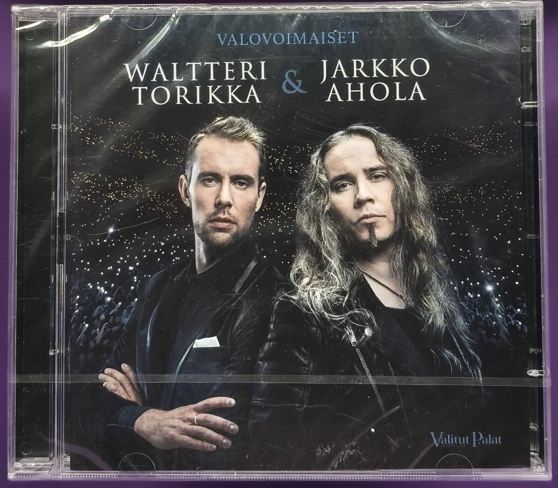 UUSI! 2 CD) Waltteri Torikka & Jarkko Ahola – Valovoimaiset (2017)