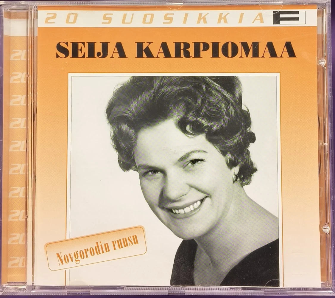 CD) 20 SUOSIKKIA - Seija Karpiomaa – Novgorodin Ruusu (2000)