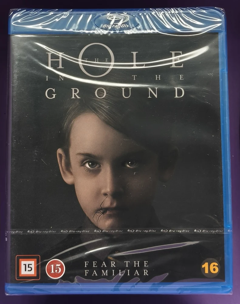 UUSI (BLU-RAY) The Hole in The Ground (2019)