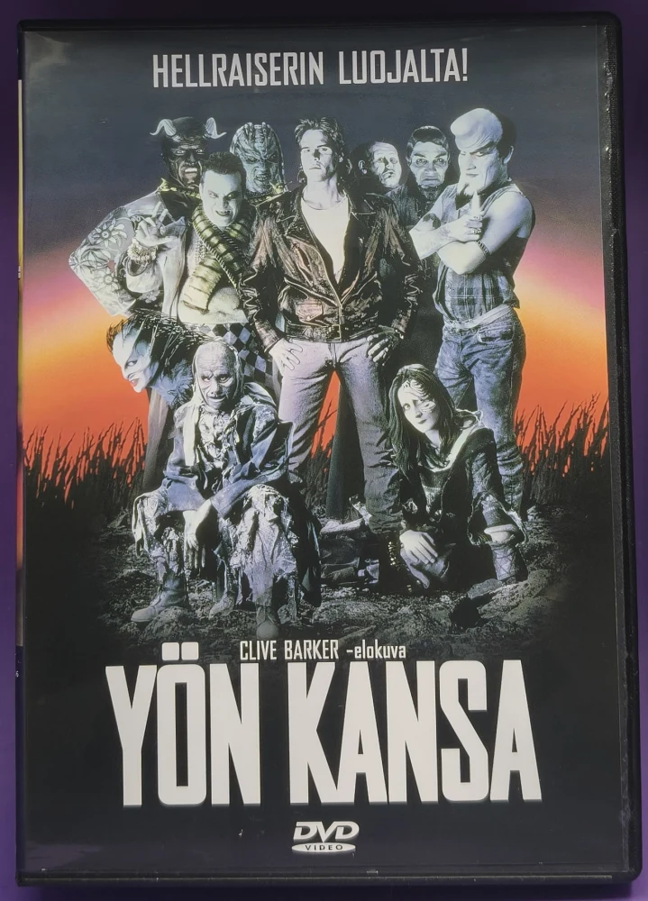 DVD) Yön kansa - Nightbreed (1990) SUOMIKANNET