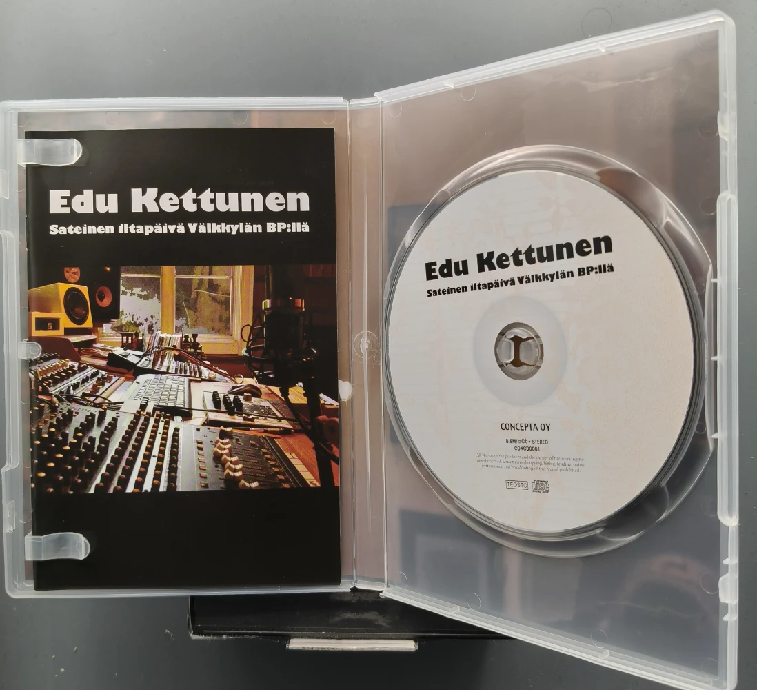 CD) Edu Kettunen – Sateinen Iltapäivä Välkkylän BP:llä (2015)